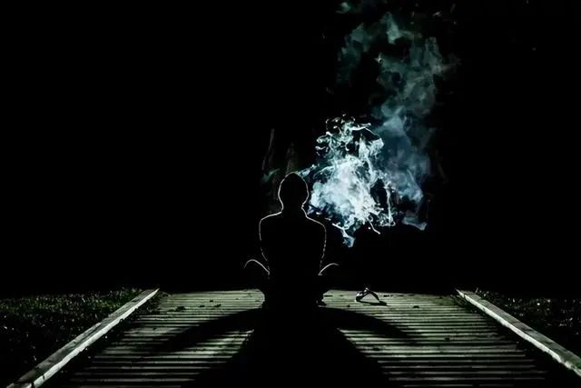 香烟里的尼古丁并不致癌，吸烟有害健康是错的？现在告诉您真相