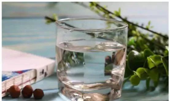 长期喝开水与长期喝茶的人对比，哪个身体更好？将实话告诉你