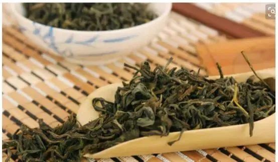 长期喝开水与长期喝茶的人对比，哪个身体更好？将实话告诉你