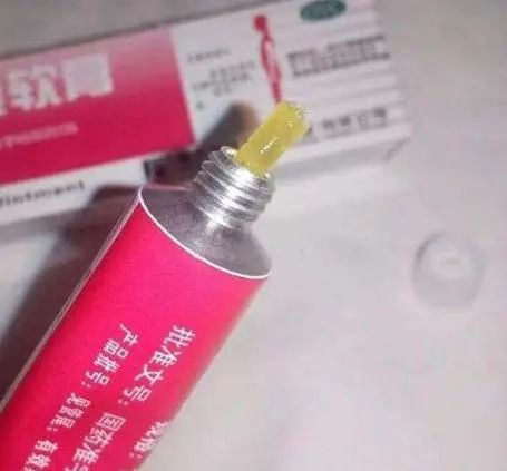 2块钱的红霉素软膏怎么成了“淡斑专家”？医生说出了用法和答案