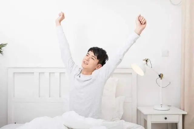 为什么说“早起毁一天”？早上几点起床合适？尽量别早于这个时间