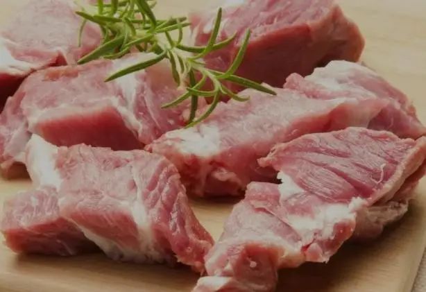 老年人摔一跤，结果有多严重？过了60岁，3种食物不要不舍得吃