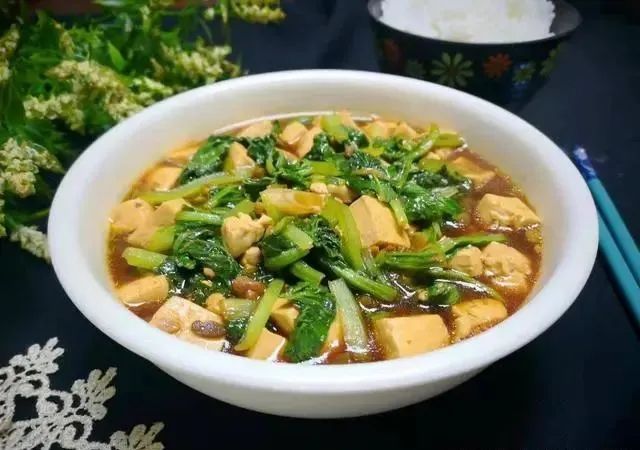 建议中老年人：春天少吃大鱼大肉，多吃这9样，身体健康少生病！
