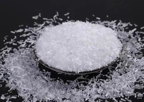 味精，是癌症的“催化剂”吗？医生：这3种调味品，能不吃就不吃