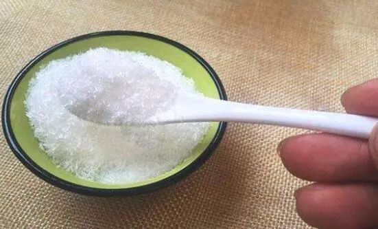 味精，是癌症的“催化剂”吗？医生：这3种调味品，能不吃就不吃