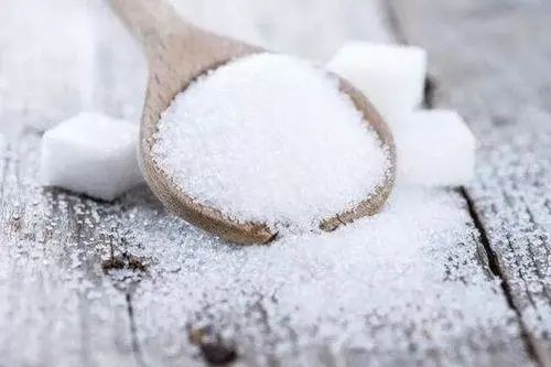 味精，是癌症的“催化剂”吗？医生：这3种调味品，能不吃就不吃