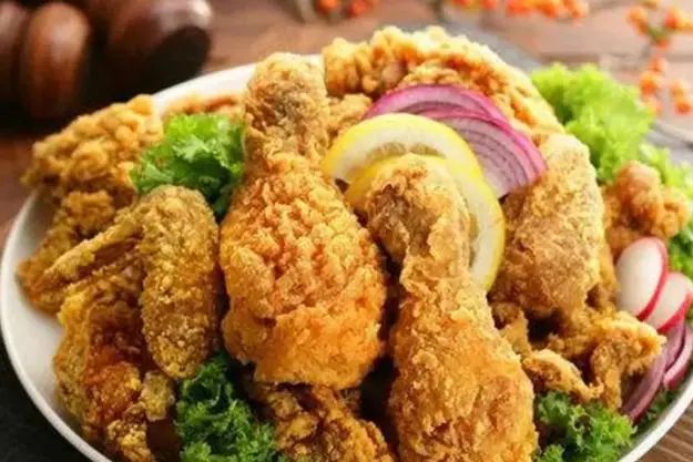 鱼肉可能是癌症的“发物”？医生建议：这6种食物，能不吃就不吃