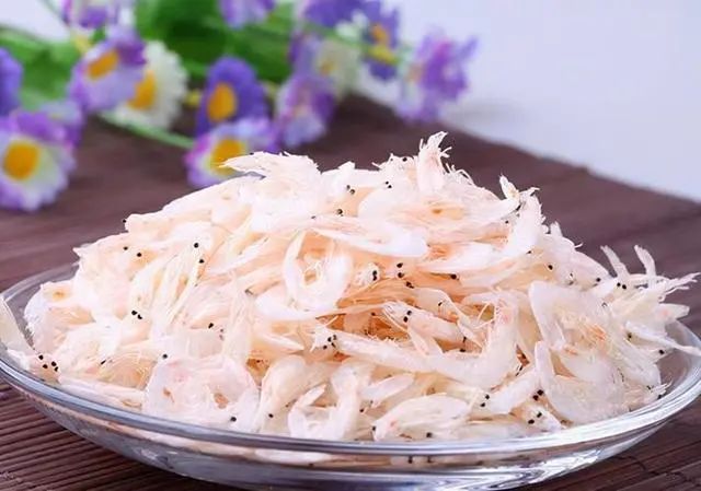 这几物，可能比味精还伤骨，不想骨骼变蜂窝，建议停止食用