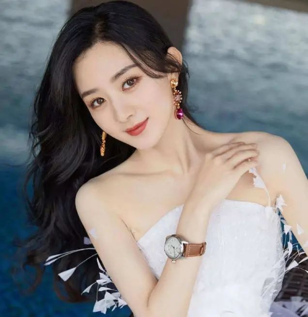 “荷尔蒙”旺盛的女人，一般有哪些“特征”呢？不妨自查一下