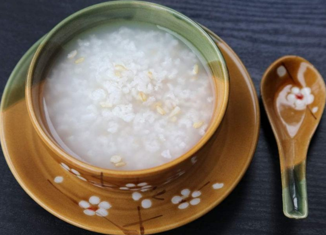 这5种食物是“升糖王”，医生提醒：若管不住嘴，打胰岛素也没用