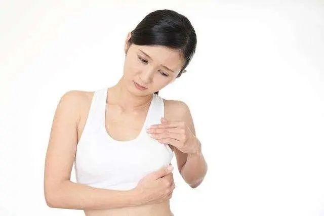 长期吃花生，会刺激癌症扩散吗？涨知识的科普，不妨转给家人一看