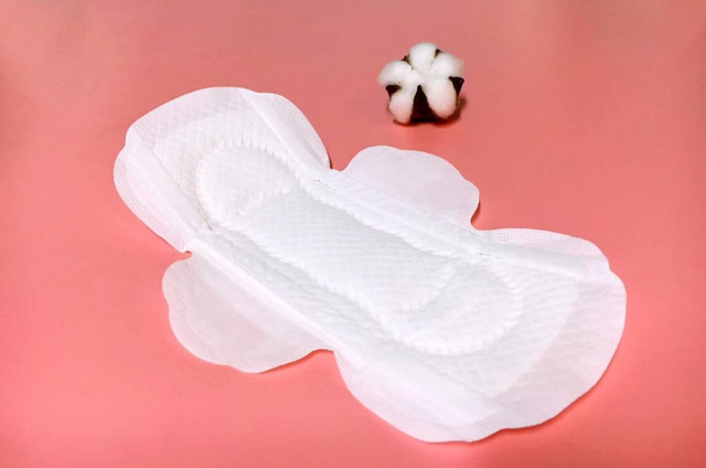 女孩第一次“月经”最佳年龄是多少岁呢？为了孩子，可以了解下