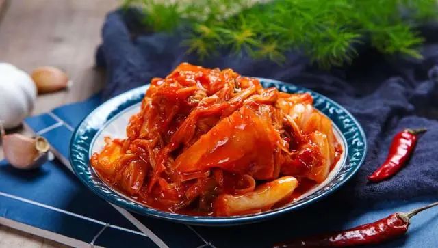 韭菜，是胃病的“发物”吗？医生：春季养胃，4菜建议撤下饭桌