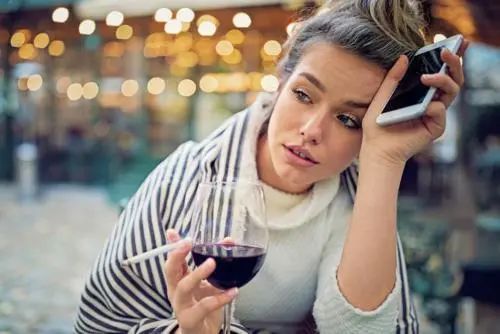 医生提醒：女人45岁后，不想雌激素越来越少，这7物，请嘴下留情
