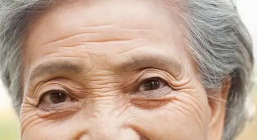 脸上若有这5个特征，或许暗示您是长寿体质，看看自己占了几个？