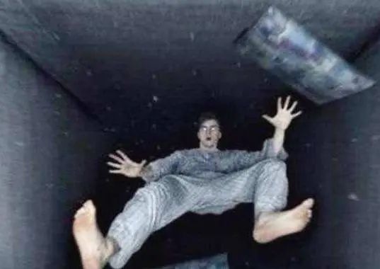 为什么睡觉时身体会突然一抖，还有踩空的感觉？答案或让你意外