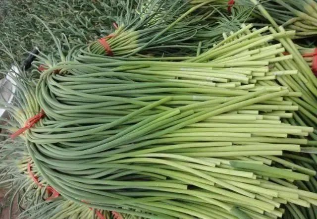 这4种蔬菜比槟榔“还伤身”？医生建议少吃，还有谁不知道！