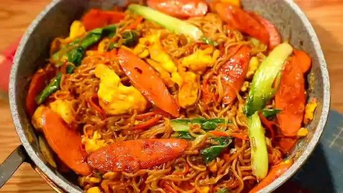 曾经你认为的“垃圾食品”,其实背后都很健康,比如这4种美食