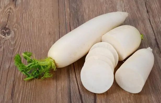 结节患者可以吃白萝卜吗？医生提醒：不想结节癌变，尽量少吃3物