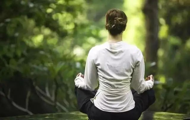 女性“荷尔蒙”分泌旺盛的人，有哪些“特点”？不妨对照自测一下