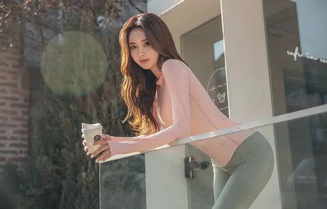 女性45岁以后，标准体重为多少？医生：符合标准就行，太瘦也不好