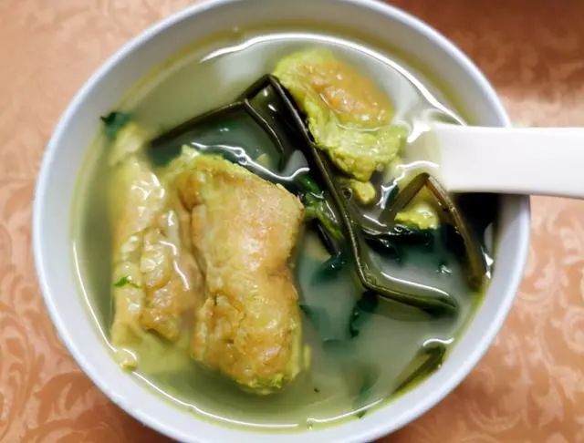 清明前后，要抓紧吃这菜，用来煮鸡蛋汤，女人体寒可时常多吃