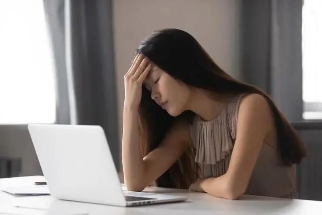 为变瘦，山东一女子坚持5年过午不食，她的现状，值得人们反思
