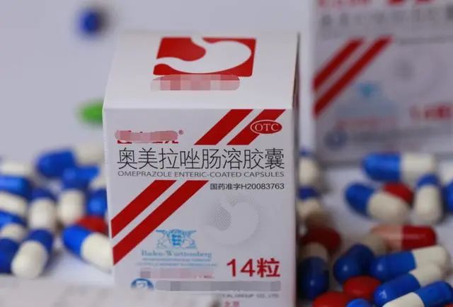 奥美拉唑，是饭前吃还是饭后吃？长期服用有副作用吗？看完清楚了