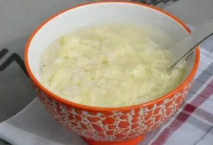每天坚持喝一碗“开水冲鸡蛋”，4个好处或“慢慢接近”你