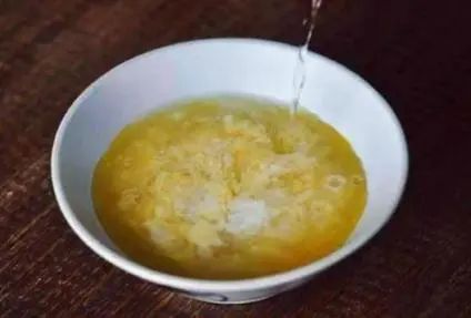 每天坚持喝一碗“开水冲鸡蛋”，4个好处或“慢慢接近”你
