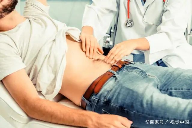 宫颈癌多是“拖”出来的，女人身体出现3处异常，要多注意