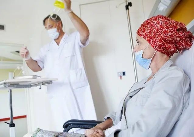 3种恶性肿瘤不建议做化疗，若坚持吃3种食物，或能预防肿瘤