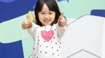 从小“咬指甲”的孩子，长大后怎样了？医生：一般逃不掉5种结局