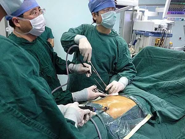 医生提醒：若黑痣长在这3个部位，要密切关注，及早做检查
