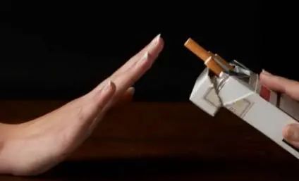 经常散步对肺部有好处吗？提醒：肺喜欢5件事，平时可常做