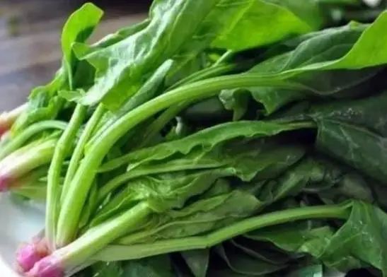 肝硬化患者常吃7种食物，或有助于肝脏“慢慢变软”，不妨了解