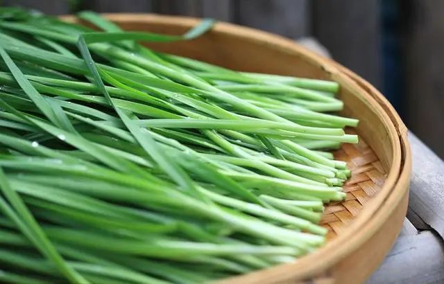 血压高，不能吃“韭菜”吗？医生：控血压，4种素食请撤下饭桌