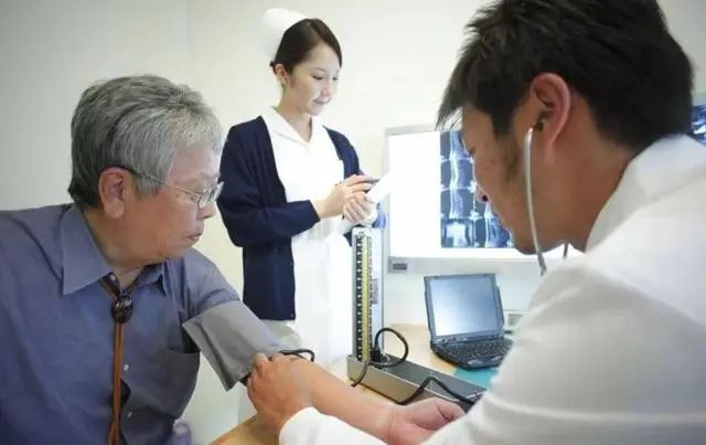 血压高，不能吃“韭菜”吗？医生：控血压，4种素食请撤下饭桌