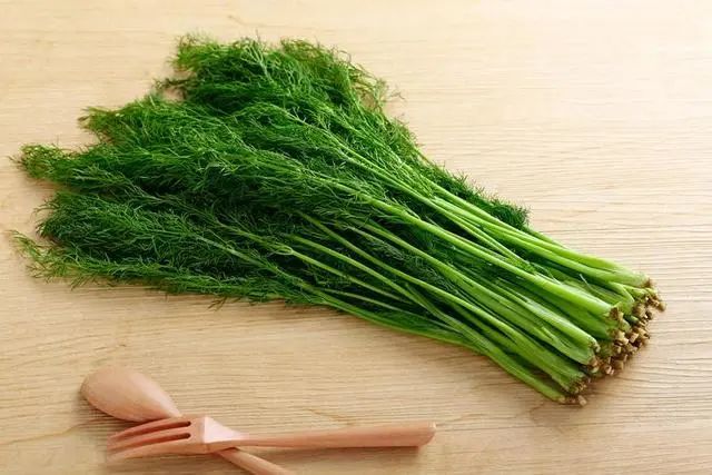 血压高，不能吃“韭菜”吗？医生：控血压，4种素食请撤下饭桌