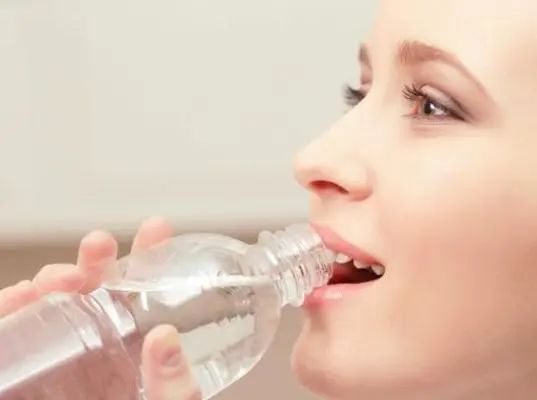 天然“溶栓剂”公布，医生建议：经常吃些，血管或变干净