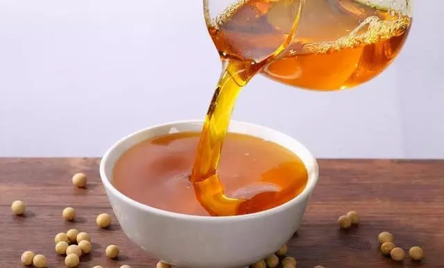 什么油“最”不健康？是大豆油吗？医生：这3种油，尽量少吃