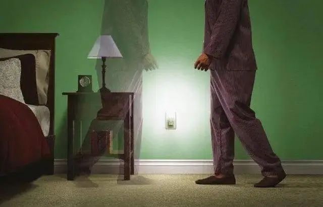 “晚上起夜”与“不起夜”的人，哪个比较健康？医生说出大实话