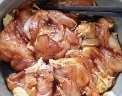 鸡肉，是癌细胞的“催命符”吗？医生劝告：这6种肉，尽早拉黑