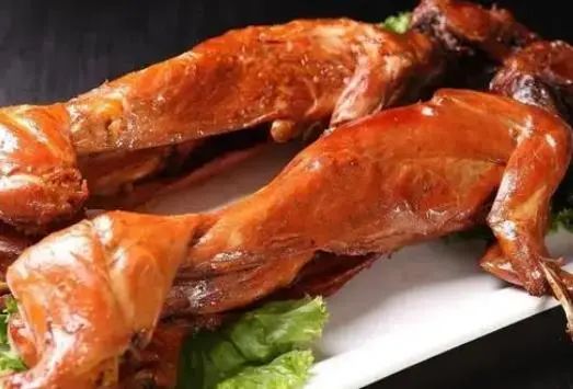 不能和鸡蛋一起吃的食物？提醒大家要注意，不要不当回事
