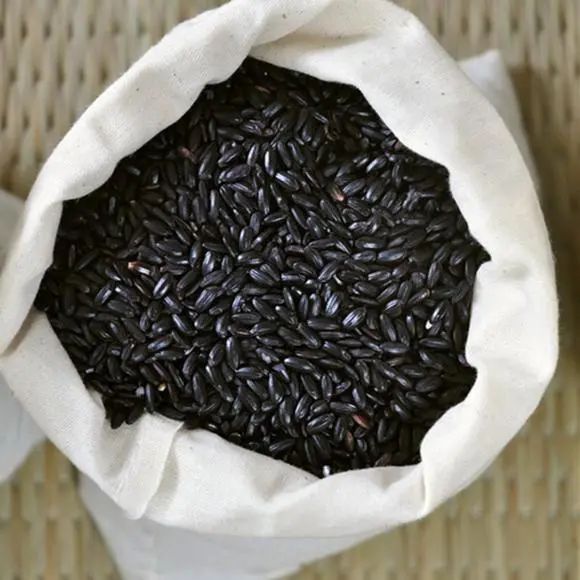 6种食物“自带黄体酮”，医生：女人45岁后，常吃对身体有好处