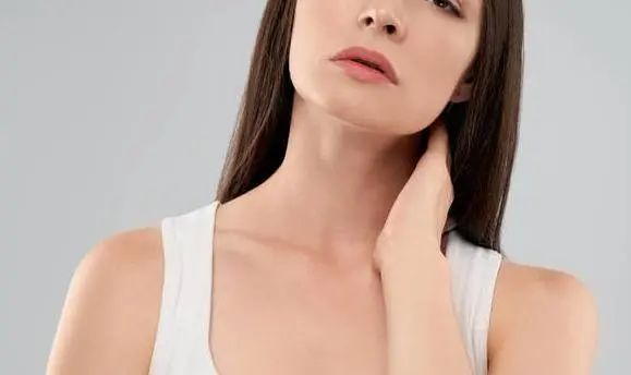 亲热时，有3个部位是禁吻区，为了男女双方的健康，不要轻易触碰