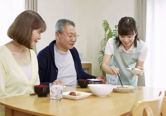 4大血型寿命排行榜，B型血平均年龄77岁，排第2，第1是哪个呢？
