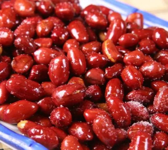 喝酒时为啥不能碰花生米？医生：喝酒尽量少吃这5种“下酒菜”