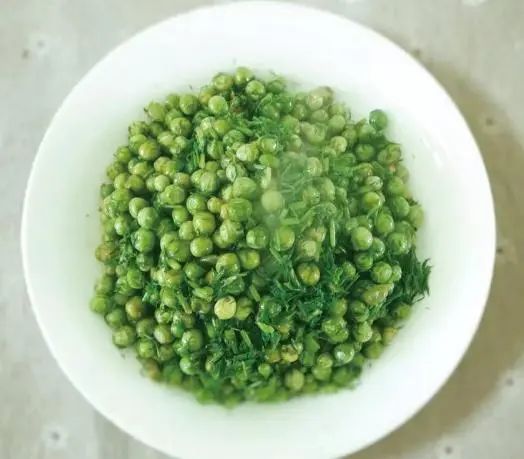 5种蔬菜，菜贩子从来不吃，很多人却当成宝，为了健康，别再买了