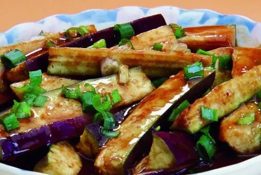 5种蔬菜，菜贩子从来不吃，很多人却当成宝，为了健康，别再买了